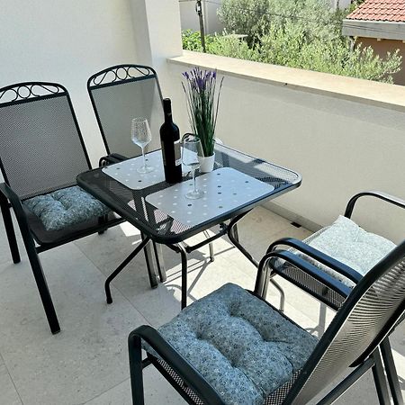זאדאר Apartments & Rooms Petra מראה חיצוני תמונה