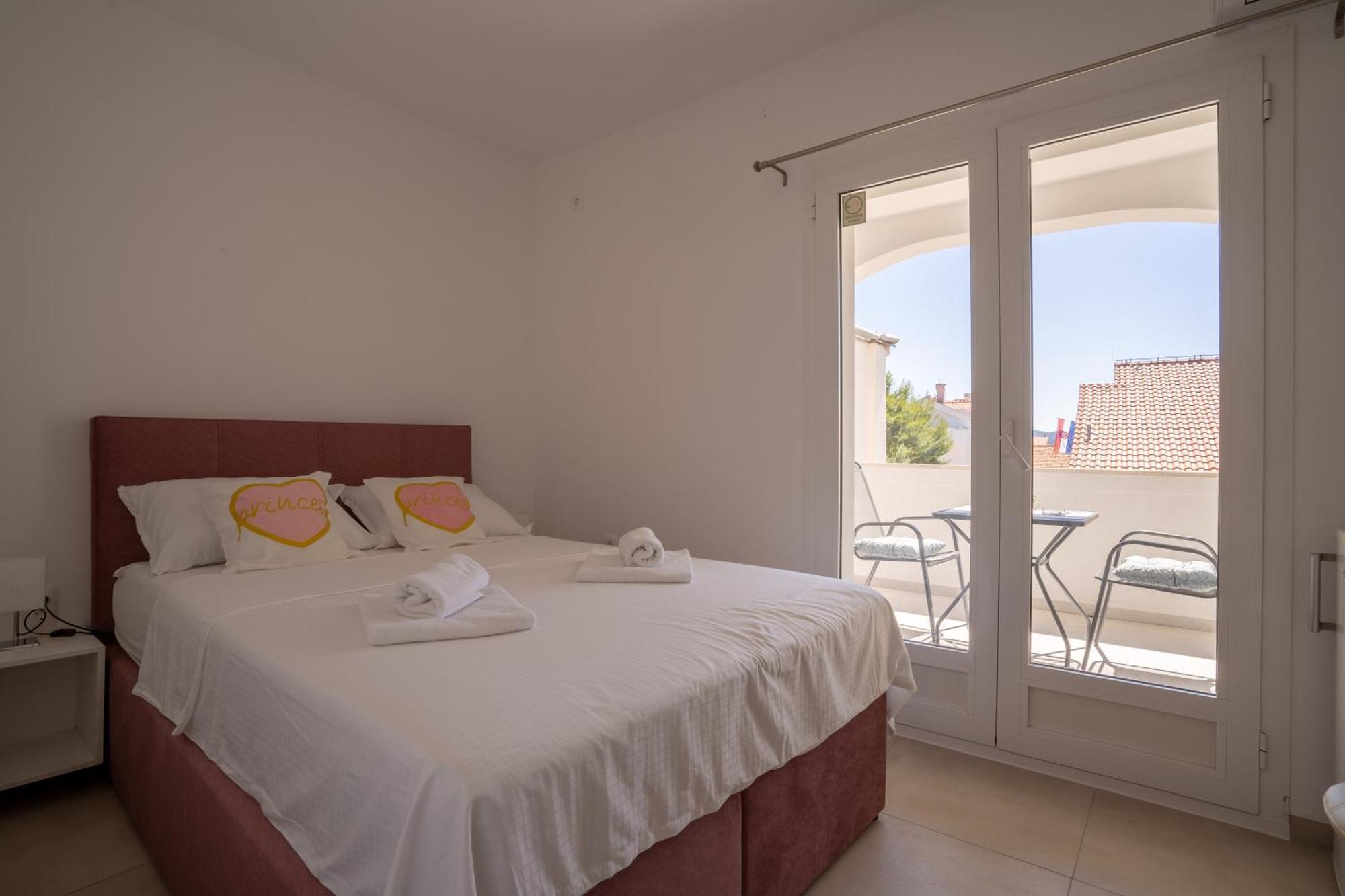 זאדאר Apartments & Rooms Petra מראה חיצוני תמונה